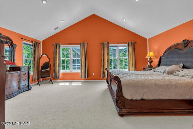 7 Hummingbird Drive, Manalapan, NJ 07726