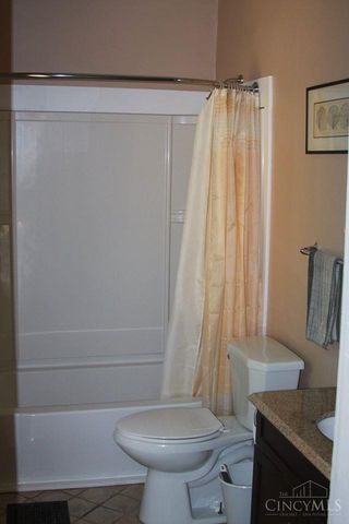 2373 Stratford Avenue, Cincinnati, OH 45219