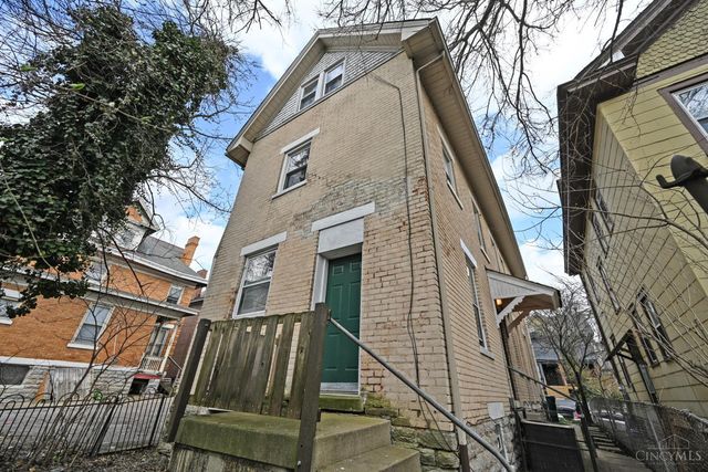 2373 Stratford Avenue, Cincinnati, OH 45219