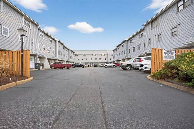 2100 E Ocean View Ave Apt 33, Norfolk, VA 23518