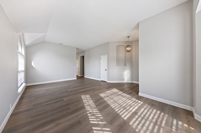 814 Lake Bluff Drive, Lake Dallas, TX 75065