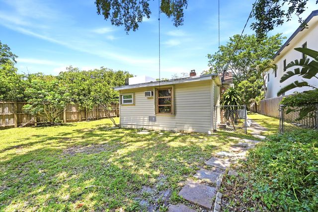 1516 SW 24th Street, Fort Lauderdale, FL 33315