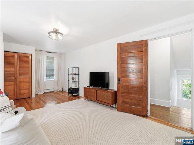 122 Glenwood Avenue, Bloomfield, NJ 07003