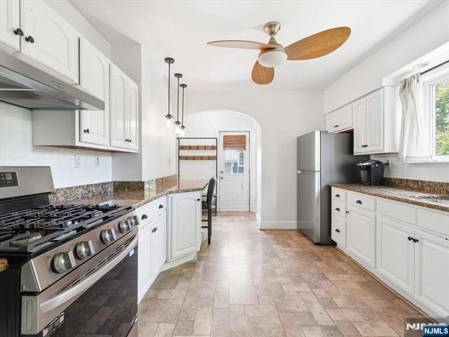 122 Glenwood Avenue, Bloomfield, NJ 07003