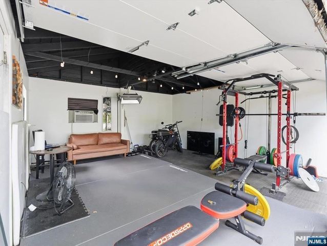 122 Glenwood Avenue, Bloomfield, NJ 07003