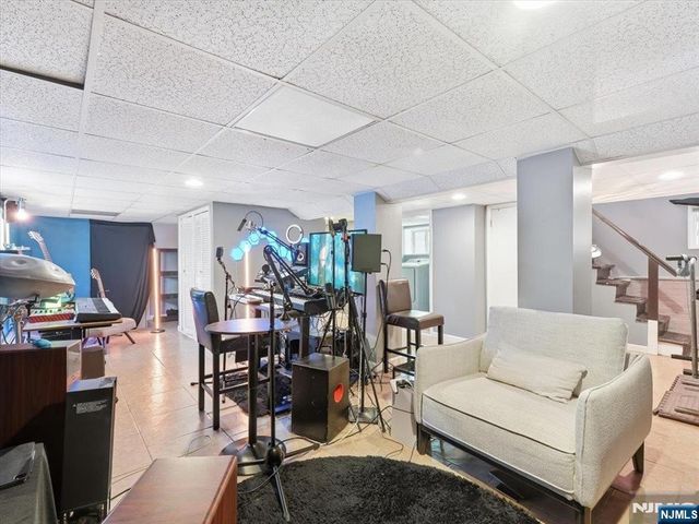 122 Glenwood Avenue, Bloomfield, NJ 07003