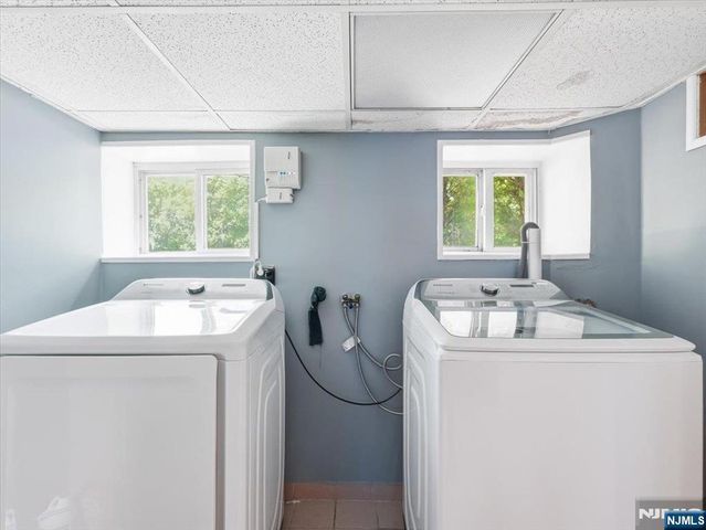 122 Glenwood Avenue, Bloomfield, NJ 07003