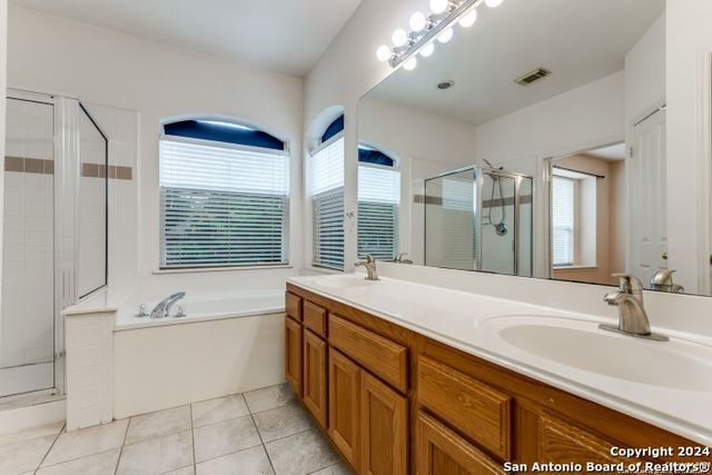 6518 Amber Oak, San Antonio, TX 78249