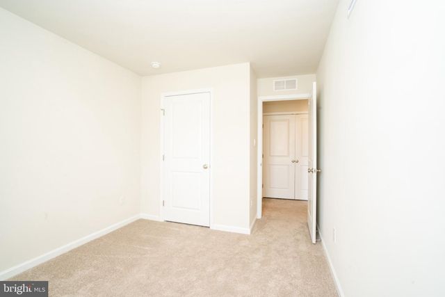 172 MAZZEO DR, Glassboro, NJ 08028