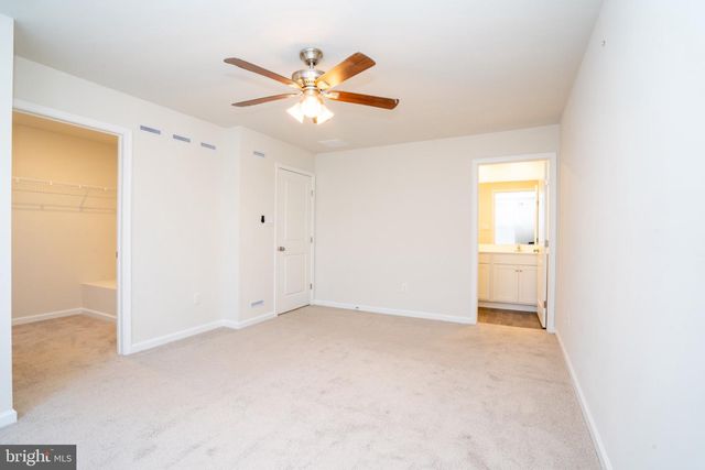 172 MAZZEO DR, Glassboro, NJ 08028