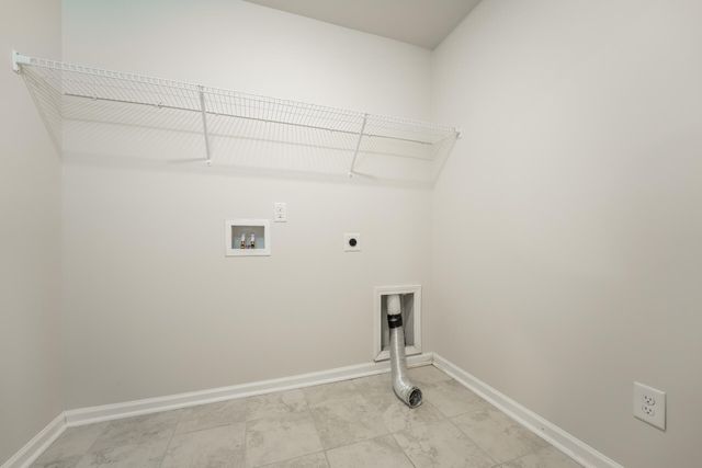 299 Firewheel Court, Summerville, SC 29486