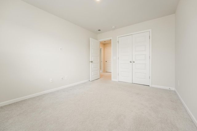 299 Firewheel Court, Summerville, SC 29486