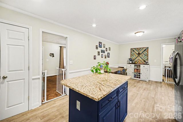847 E Chestnut Street, Stanley, NC 28164
