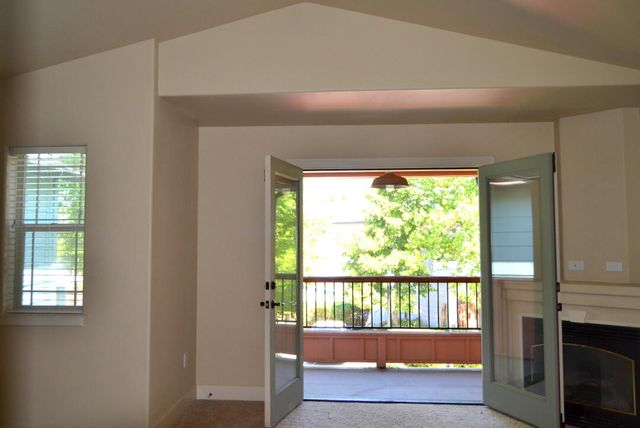1242 Fruitdale Drive, Grants Pass, OR 97527