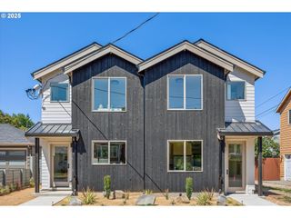 7307 N STANFORD Ave B, Portland, OR 97203