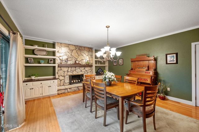 6765 Hampsford Circle, Toledo, OH 43617