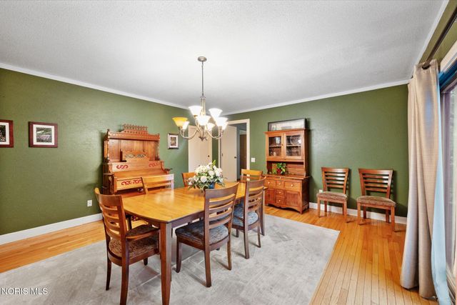 6765 Hampsford Circle, Toledo, OH 43617