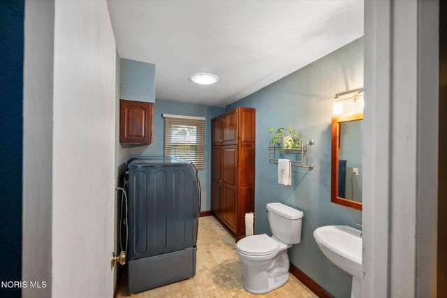 6765 Hampsford Circle, Toledo, OH 43617