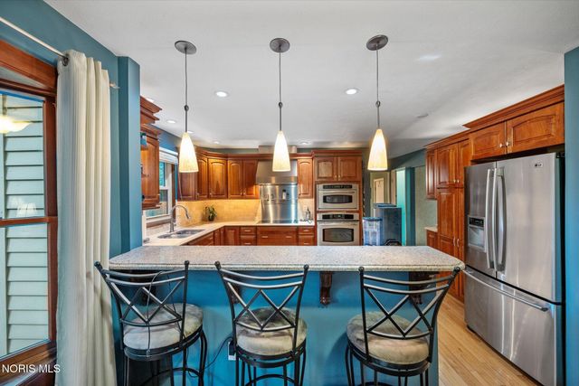 6765 Hampsford Circle, Toledo, OH 43617