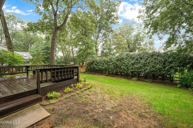 6765 Hampsford Circle, Toledo, OH 43617