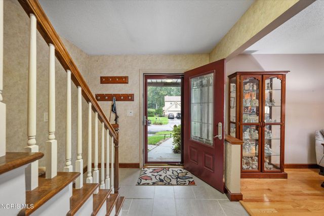 6765 Hampsford Circle, Toledo, OH 43617