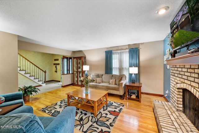 6765 Hampsford Circle, Toledo, OH 43617