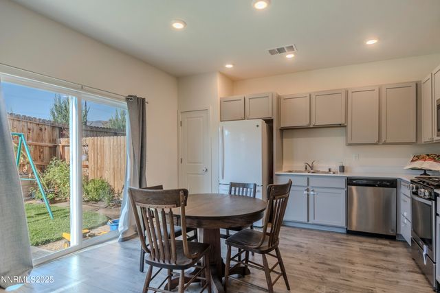 8796 Scenic Sky Drive, Reno, NV 89506