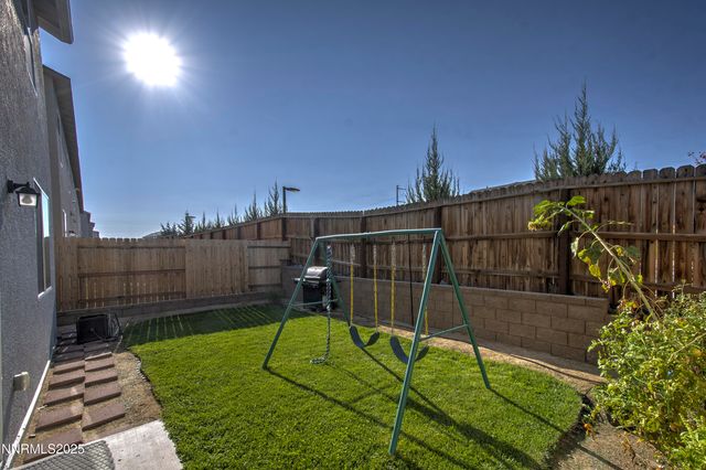 8796 Scenic Sky Drive, Reno, NV 89506