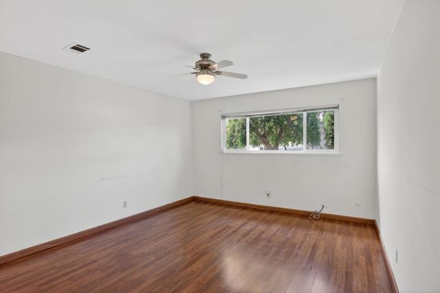 13912 Aurora Dr, San Leandro, CA 94577