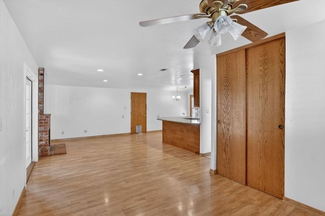 13912 Aurora Dr, San Leandro, CA 94577