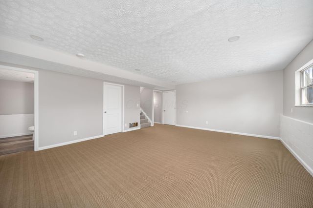 3438 High Creek Drive, Columbus, OH 43223