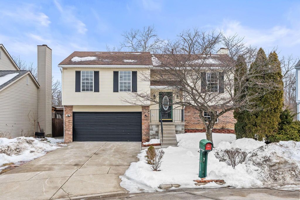 3438 High Creek Drive, Columbus, OH 43223