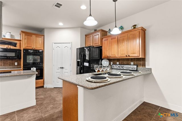 2800 Lomas Rodando Calzada Road, Kempner, TX 76539