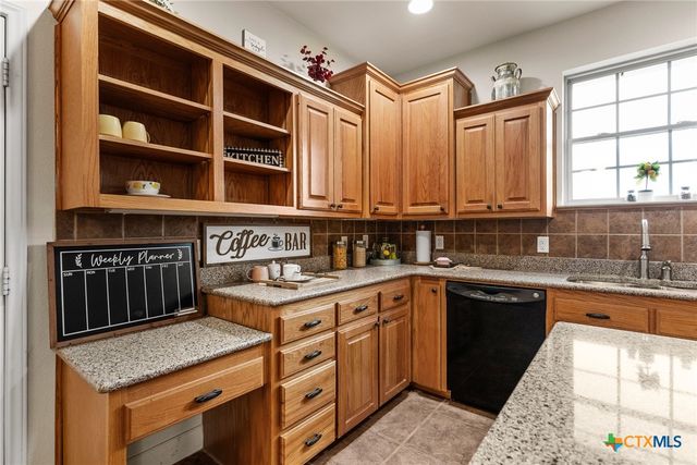 2800 Lomas Rodando Calzada Road, Kempner, TX 76539