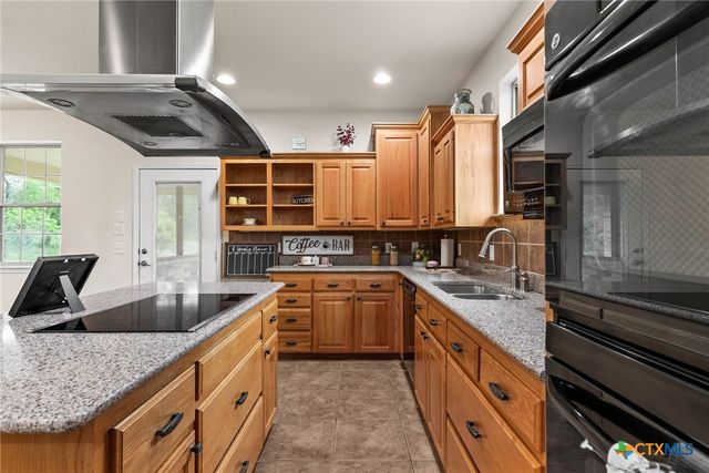 2800 Lomas Rodando Calzada Road, Kempner, TX 76539