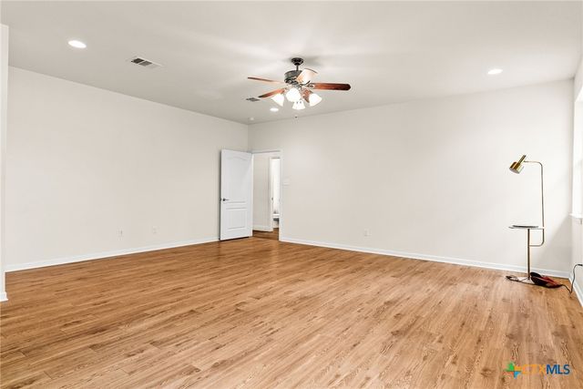 2800 Lomas Rodando Calzada Road, Kempner, TX 76539