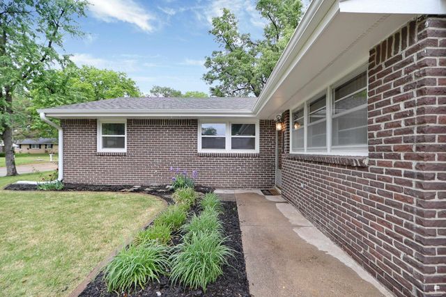 1736 Cassell Road, Manhattan, KS 66502