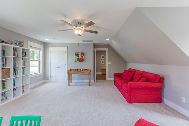 8429 Quarles Lane, Hixson, TN 37343