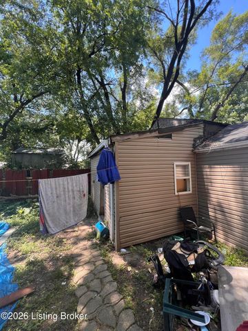 3012 Columbia St, Louisville, KY 40212