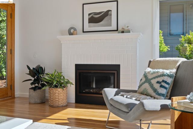 49 Windsor Ave, Kensington, CA 94708