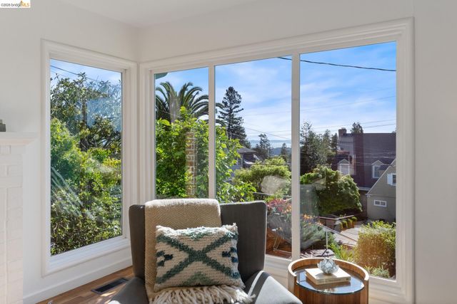 49 Windsor Ave, Kensington, CA 94708