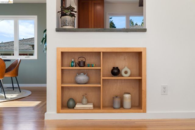 49 Windsor Ave, Kensington, CA 94708