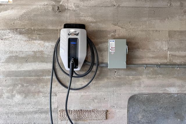 49 Windsor Ave, Kensington, CA 94708