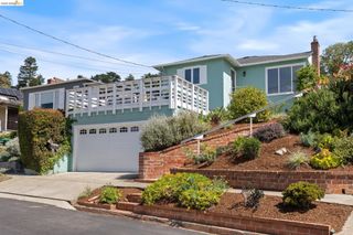 49 Windsor Ave, Kensington, CA 94708