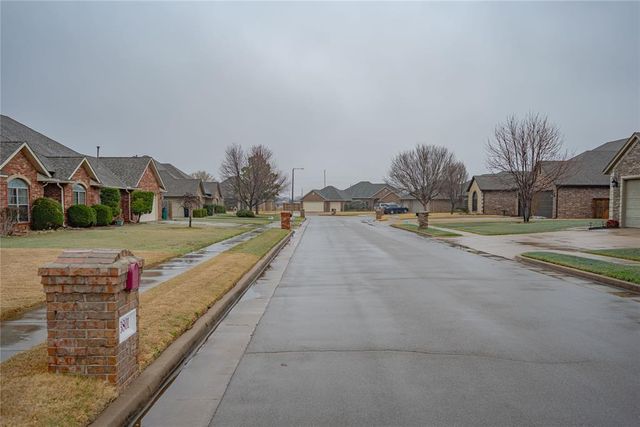 13801 Robinson Court, Oklahoma City, OK 73170