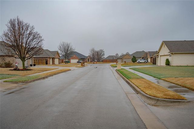 13801 Robinson Court, Oklahoma City, OK 73170