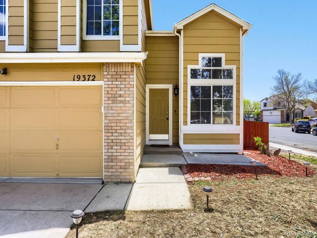 19372 E 41st Avenue, Denver, CO 80249
