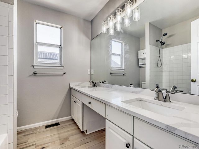 19372 E 41st Avenue, Denver, CO 80249