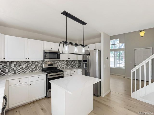 19372 E 41st Avenue, Denver, CO 80249