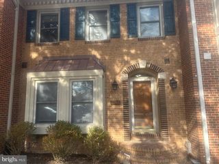 3904 GREEN LOOK CT, Fairfax, VA 22033